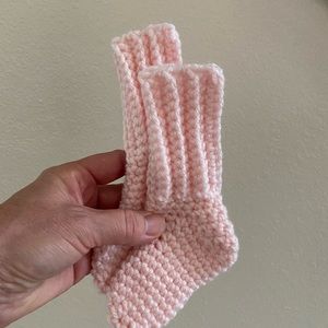 Newborn Baby Girl Soft Pink Booties